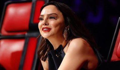 Ebru Gündeş’ten estetik telaffuzlarına toplumsal medyadan esprili cevap!”Hiç değişmediğim doğrudur”